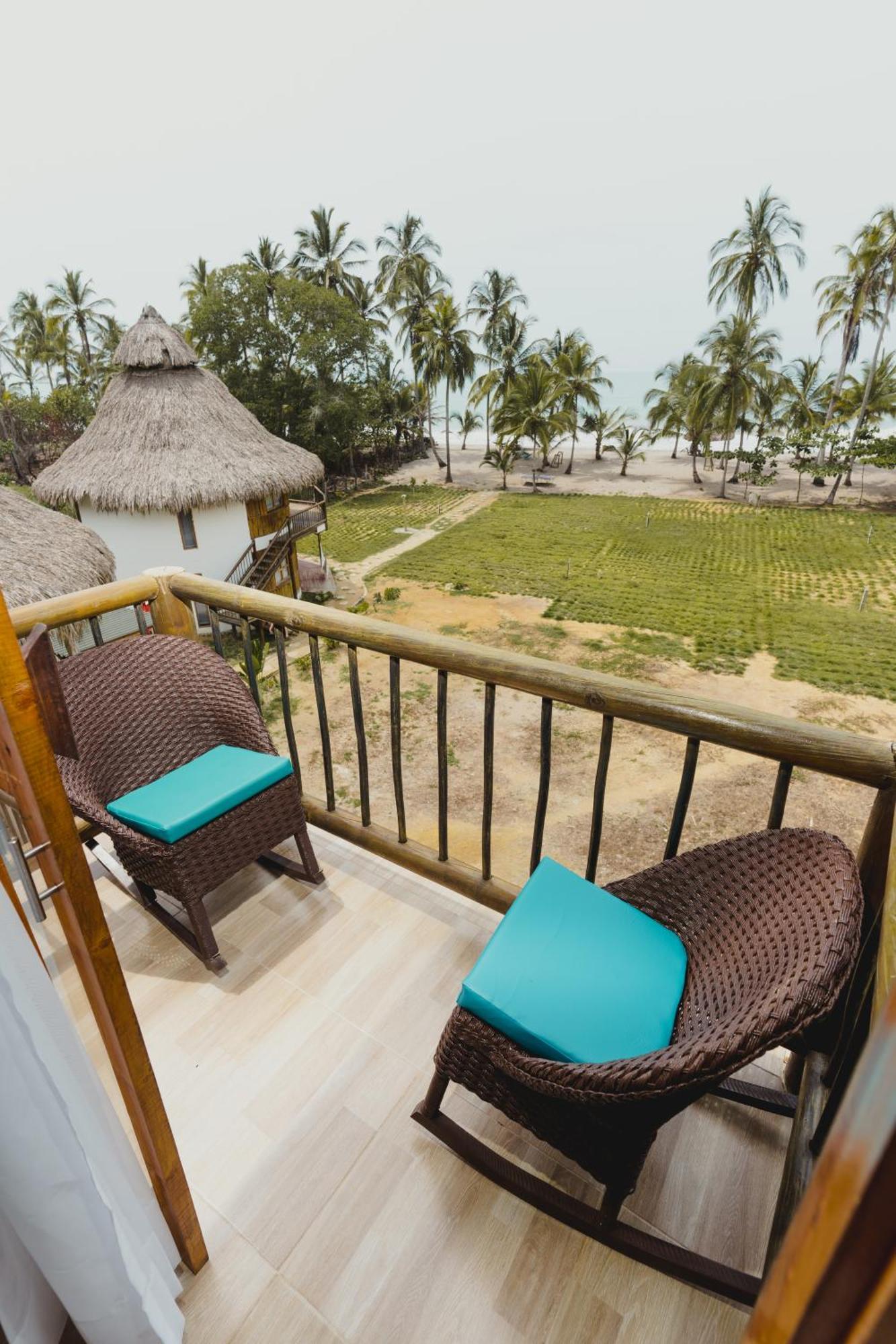 Uuttaaka Eco-Hotel Palomino Exterior foto
